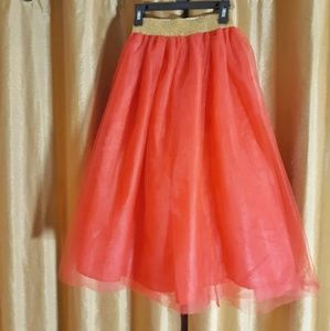 🌷NWOT! Girls tulle skirt